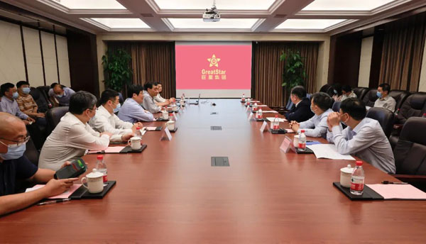 杭州市委副書記、市長劉忻赴巨星控股集團開展企業(yè)大走訪